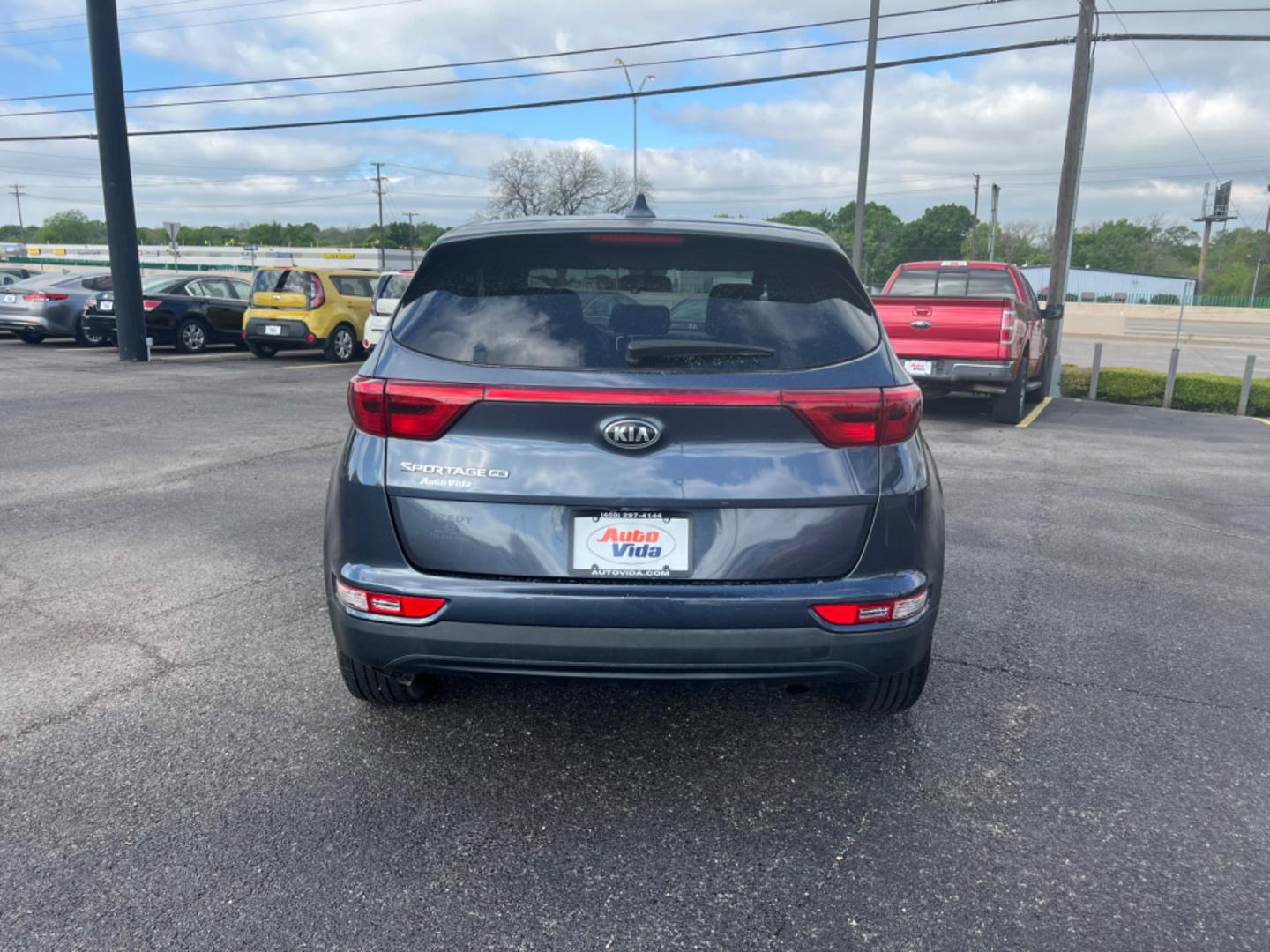 2019 BLUE Kia Sportage LX FWD (KNDPM3AC5K7) with an 2.4L V6 DOHC 24V engine, 6A transmission, located at 420 I-35E, Lancaster, TX, 75146, (469) 297-4144, 32.593929, -96.823685 - Photo#8